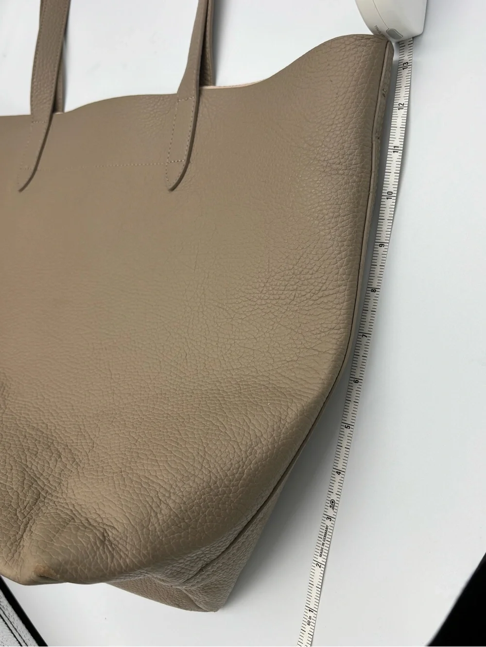 Cuyana Classic Pebble Leather Tote Cappuccino Taupe Large